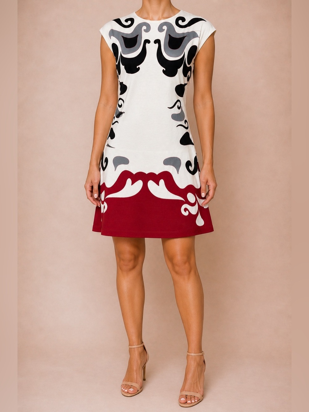 LA DoubleJ White, Black & Red Graphic Shift Dress